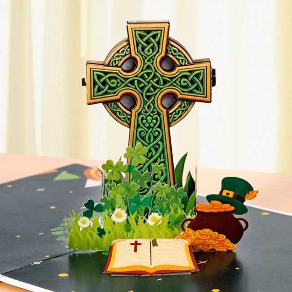 3D-Pop-Up-Patrick-Day-Cross -00