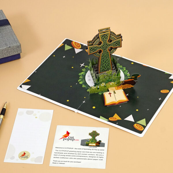 3D-Pop-Up-Patrick-Day-Cross -12