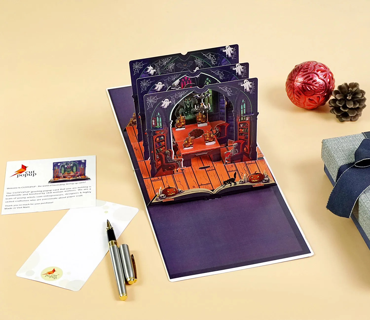 3D-Skyline-greeting-cards-to-happy-Halloween-06