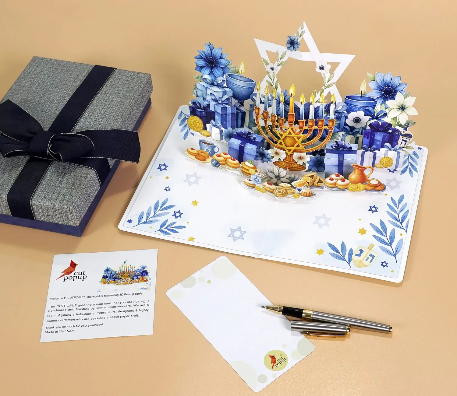 Hanukkiah-greeting-cards-3D-pop-up-09