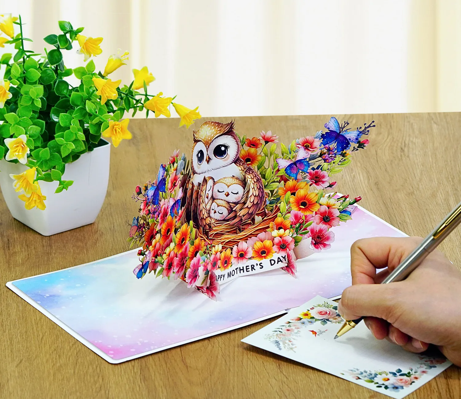 Mother's Day Greeting Card With Mother Owl And Her Little Cubs - Image 7